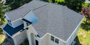 Metal Roofing VS Shingle Roofing – Pros And Cons | Buildworld UK